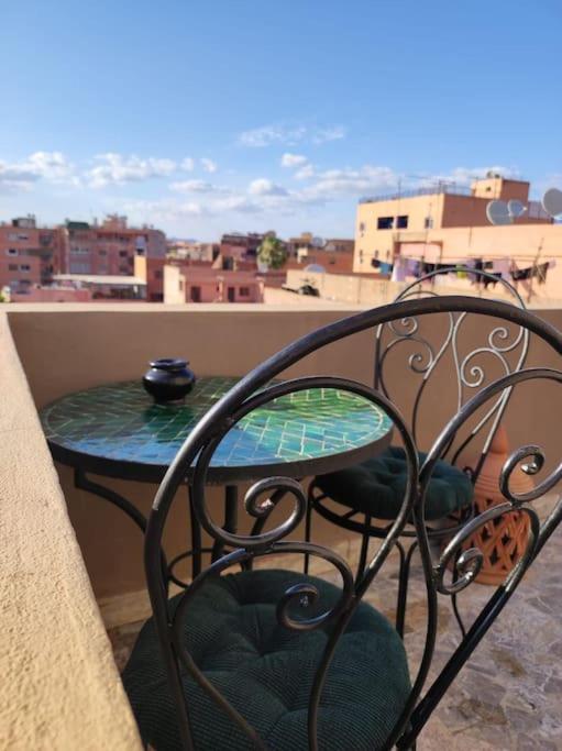 Apartamento Plein Centre Marrakech, Grand Balcon Filant Marrakesh Exterior foto