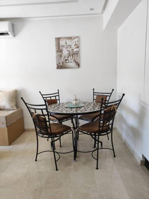 Apartamento Plein Centre Marrakech, Grand Balcon Filant Marrakesh Exterior foto